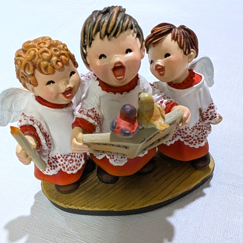 Toriart ANRI Choir Figurine 3 Boys (2 Angels) #624456 - Signed, Boxed